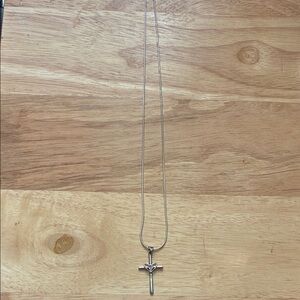 Elegant Silver Cross Necklace